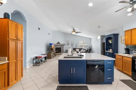 6713 Leeward Isle Way Tampa FL 33615