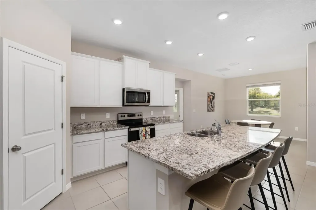 4940 NW 39th Loop Ocala FL 34482