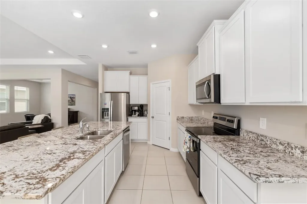 4940 NW 39th Loop Ocala FL 34482