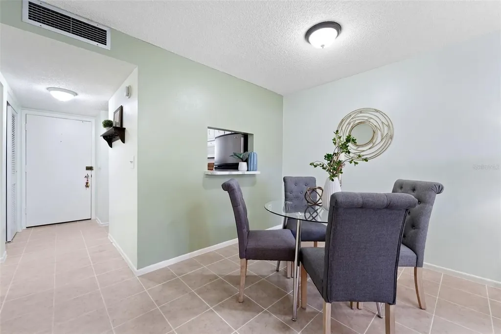 801 83rd Avenue N St Petersburg FL 33702