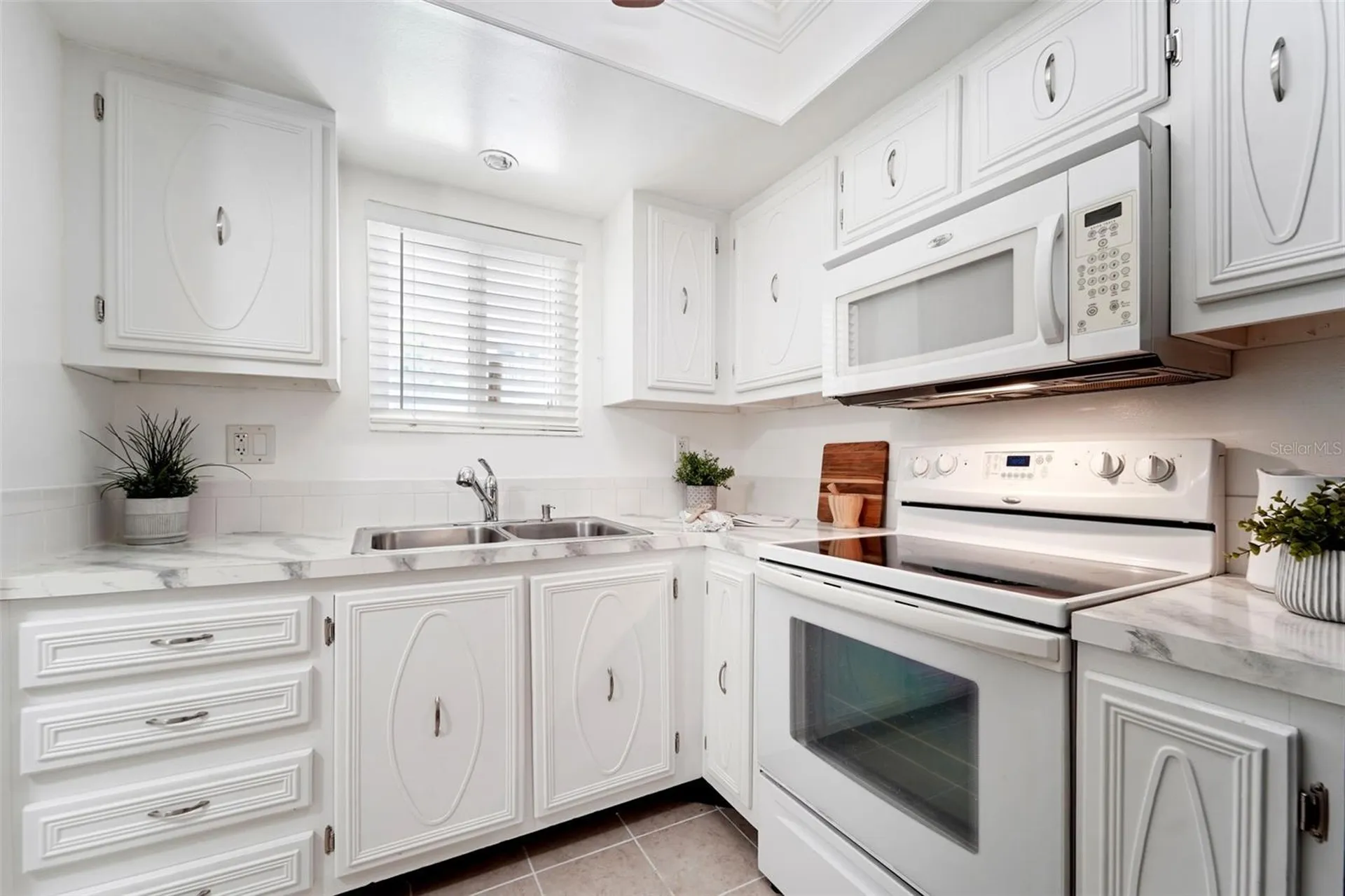 801 83rd Avenue N St Petersburg FL 33702