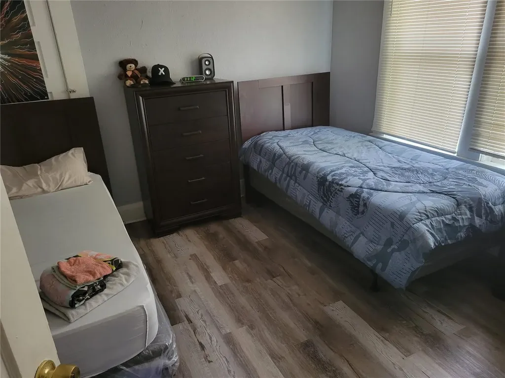 6804 N Central Avenue Tampa FL 33604