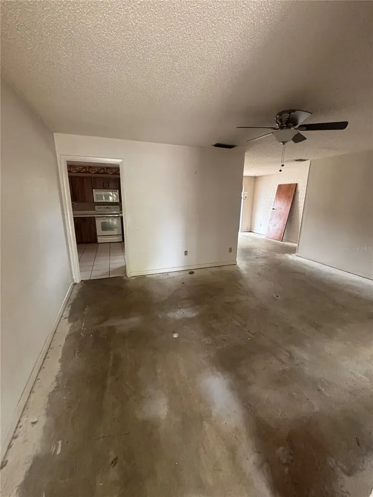 612 Rodney Drive Altamonte Springs FL 32701