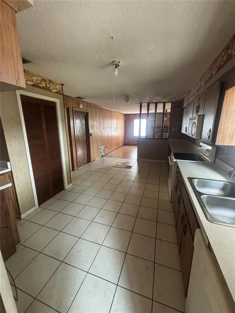 612 Rodney Drive Altamonte Springs FL 32701