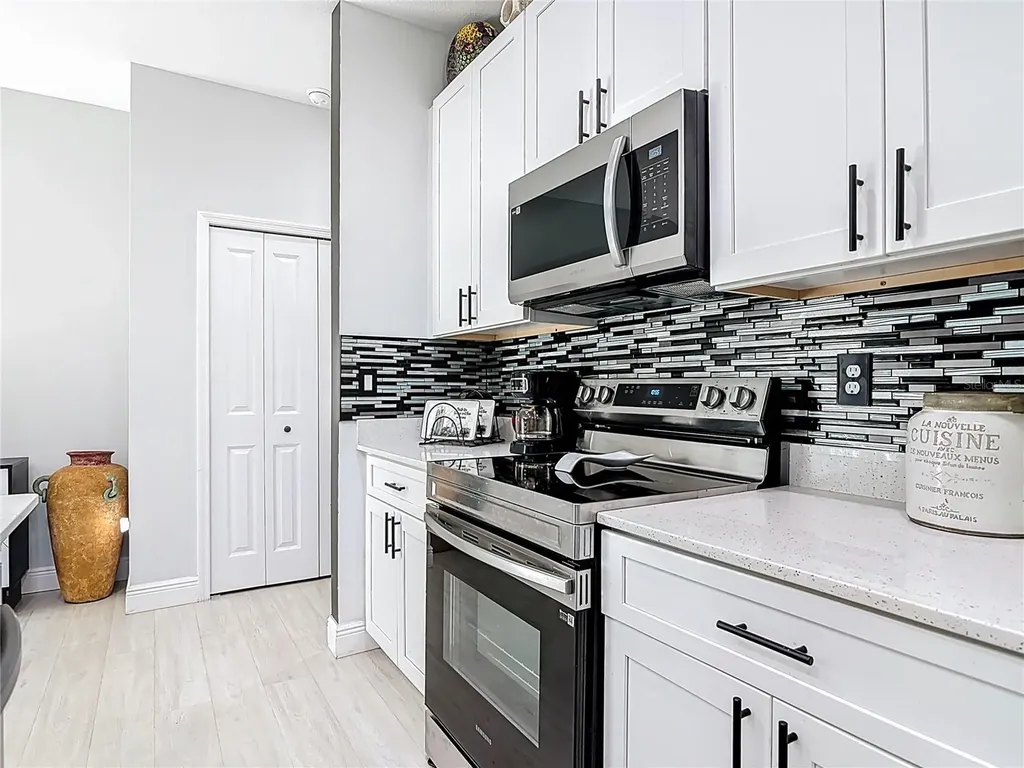 1785 9th Avenue Deland FL 32724