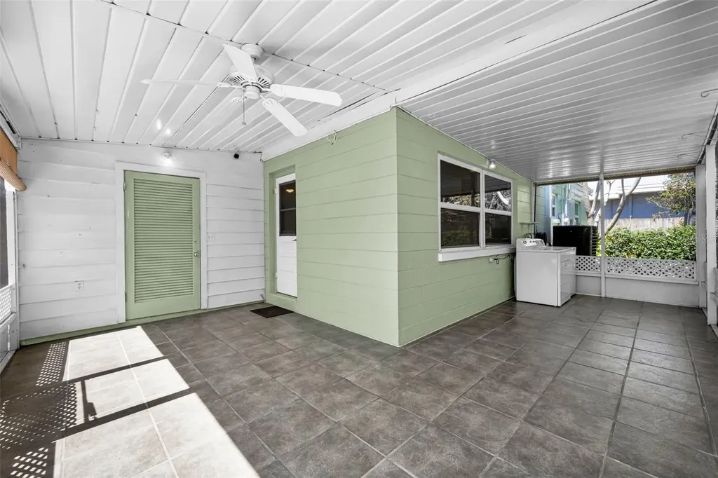5901 10th Street N St Petersburg FL 33703