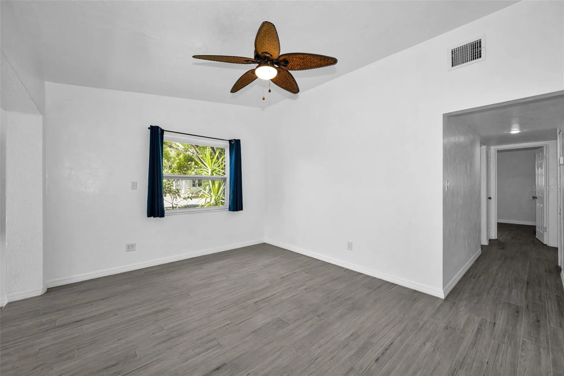 5901 10th Street N St Petersburg FL 33703