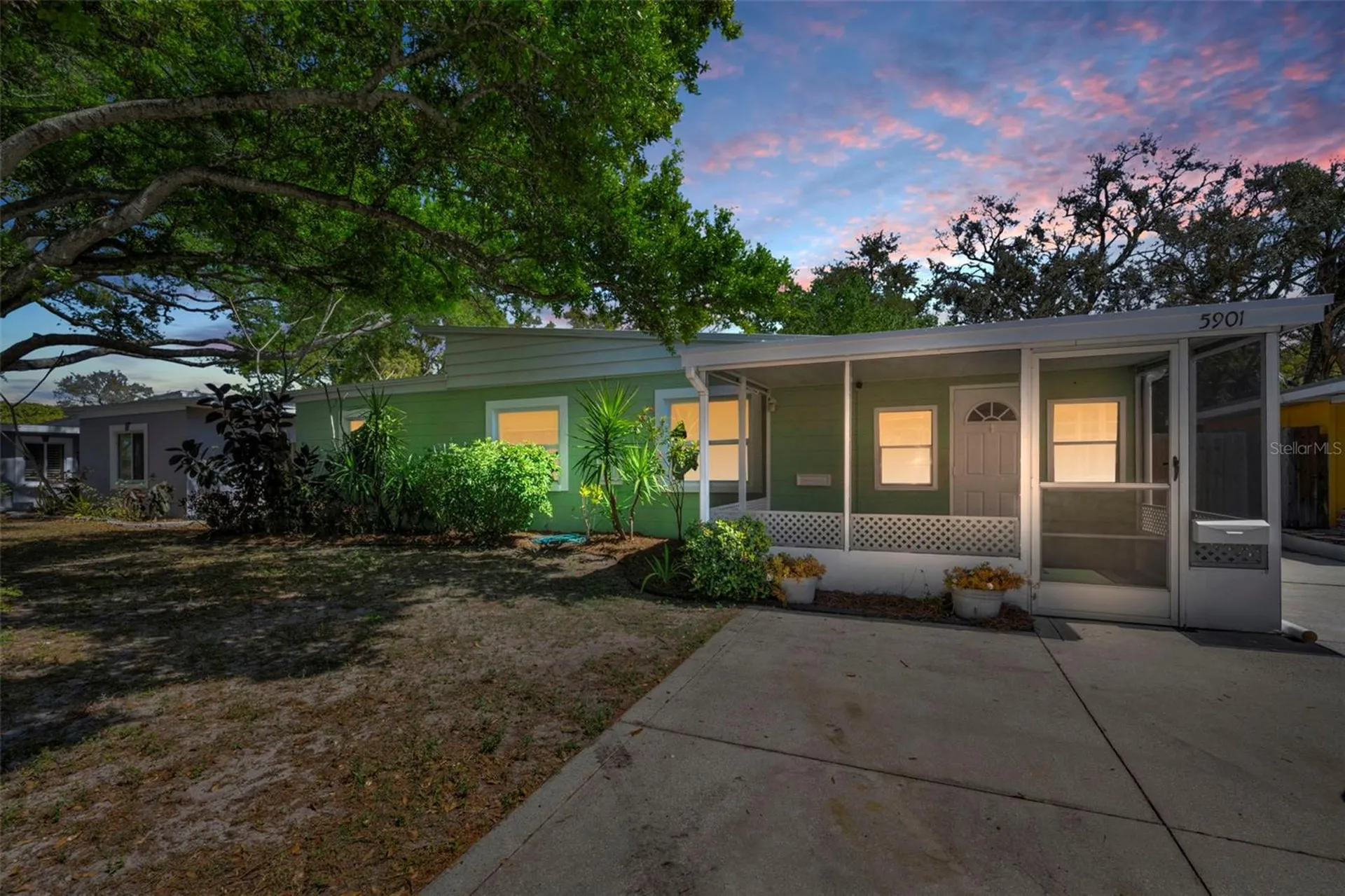 5901 10th Street N St Petersburg FL 33703
