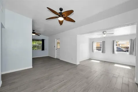 5901 10th Street N St Petersburg FL 33703