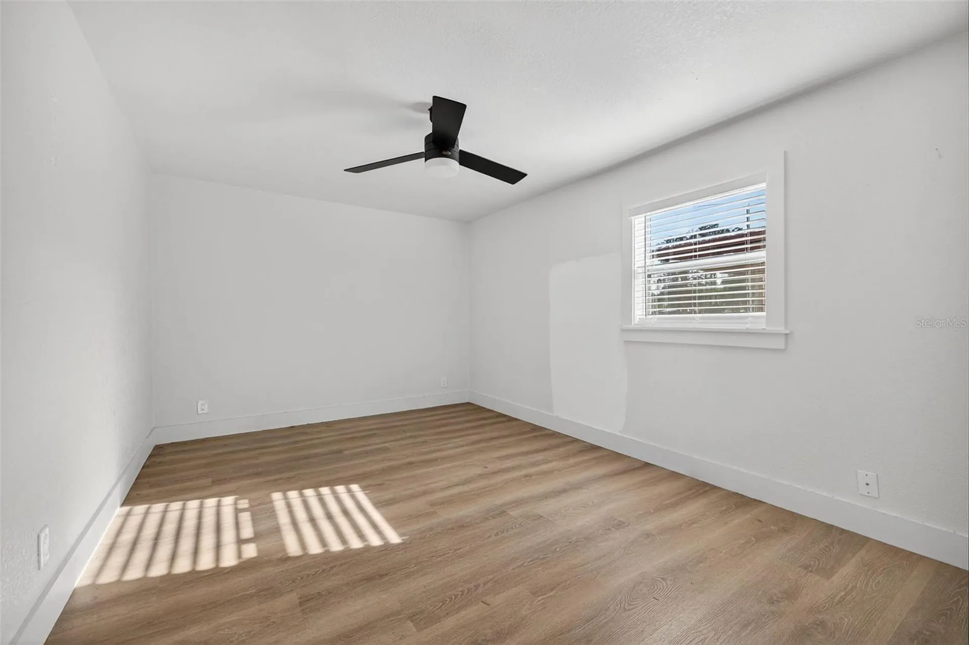 4618 W Pearl Avenue Tampa FL 33611