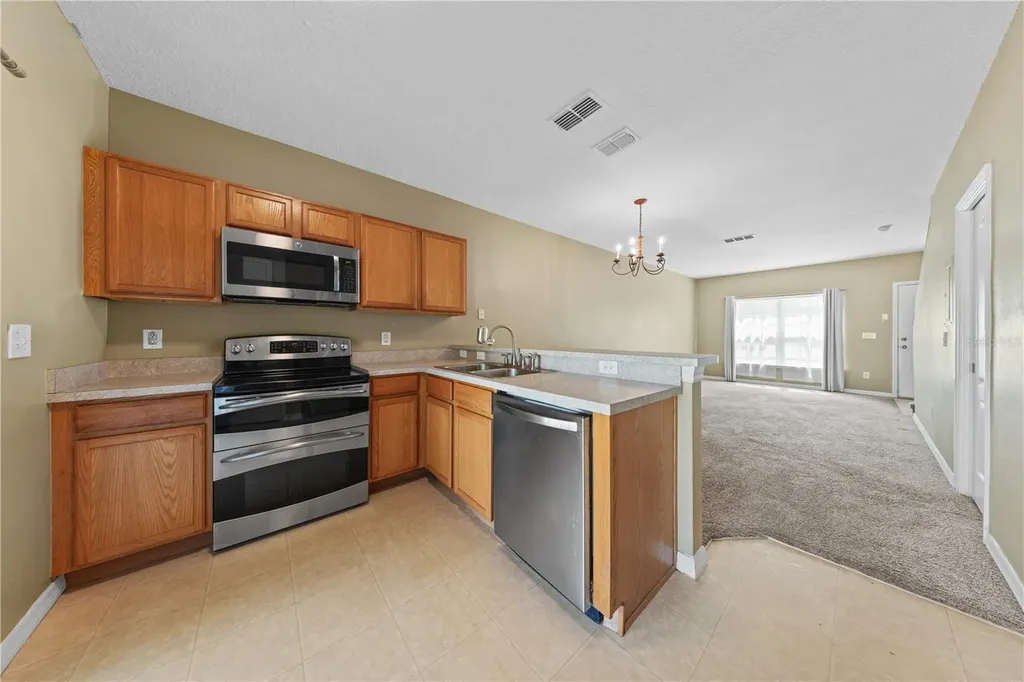 122 Wilton Circle Sanford FL 32773