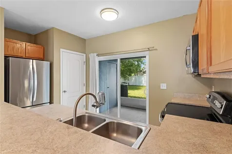 122 Wilton Circle Sanford FL 32773