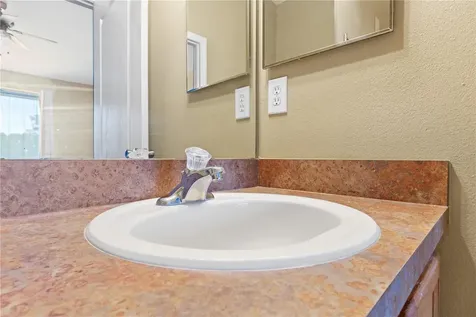 122 Wilton Circle Sanford FL 32773