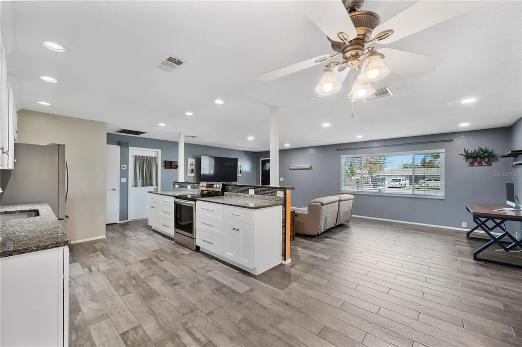 635 Hillside Circle Lake Alfred FL 33850