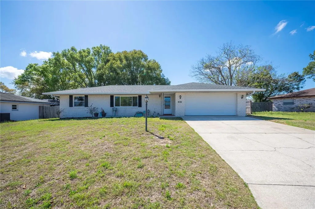 635 Hillside Circle Lake Alfred FL 33850