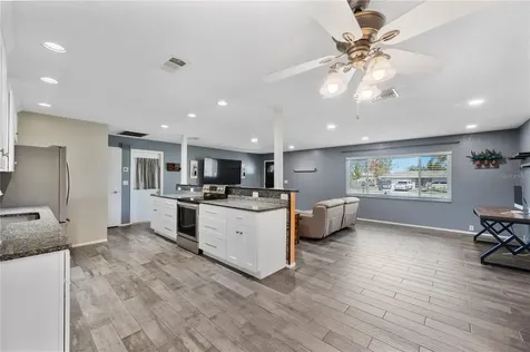 635 Hillside Circle Lake Alfred FL 33850