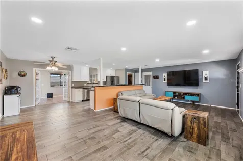 635 Hillside Circle Lake Alfred FL 33850