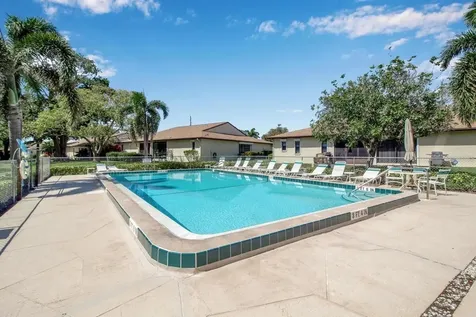3316 Vivienda Boulevard Bradenton FL 34207