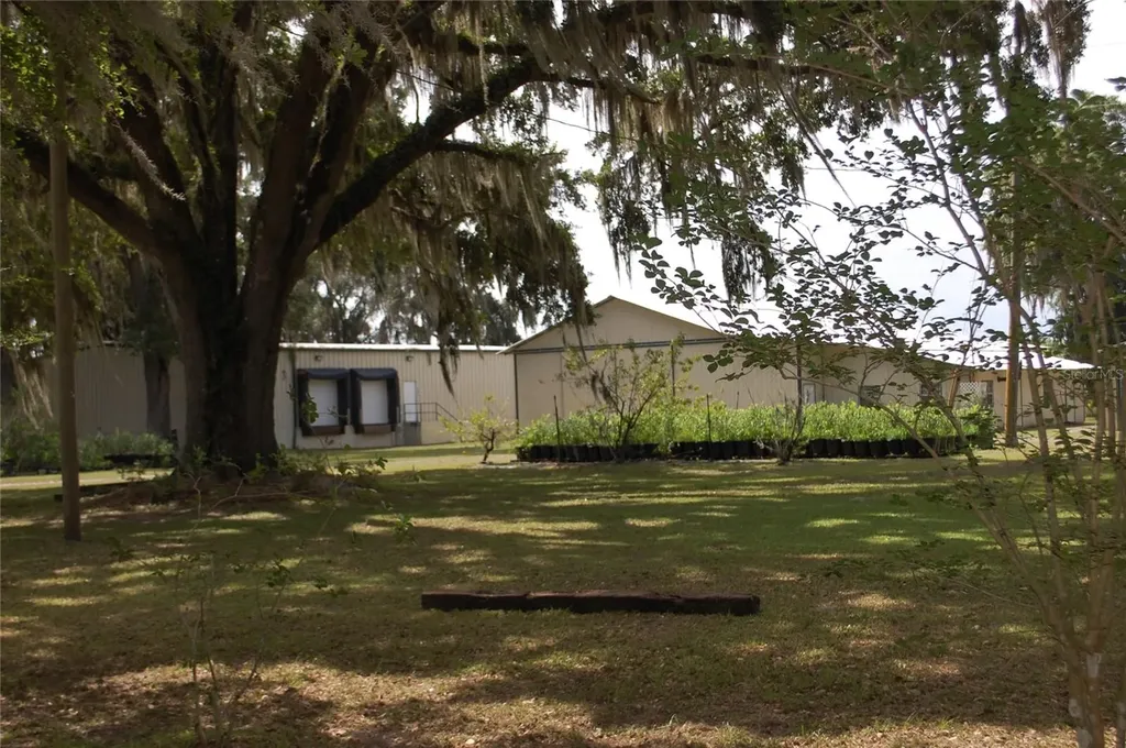 18811 SE 243rd Street Hawthorne FL 32640