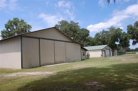 18811 SE 243rd Street Hawthorne FL 32640