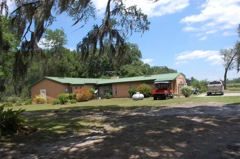 18811 SE 243rd Street Hawthorne FL 32640