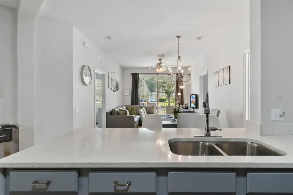 4802 Cayview Avenue Orlando FL 32819