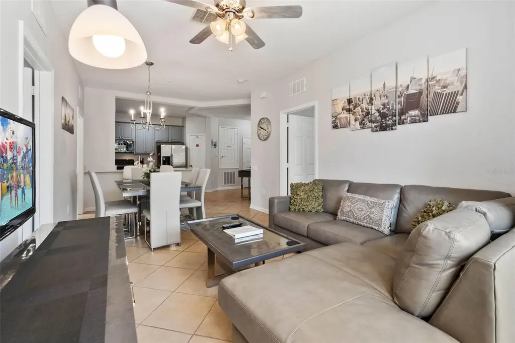 4802 Cayview Avenue Orlando FL 32819