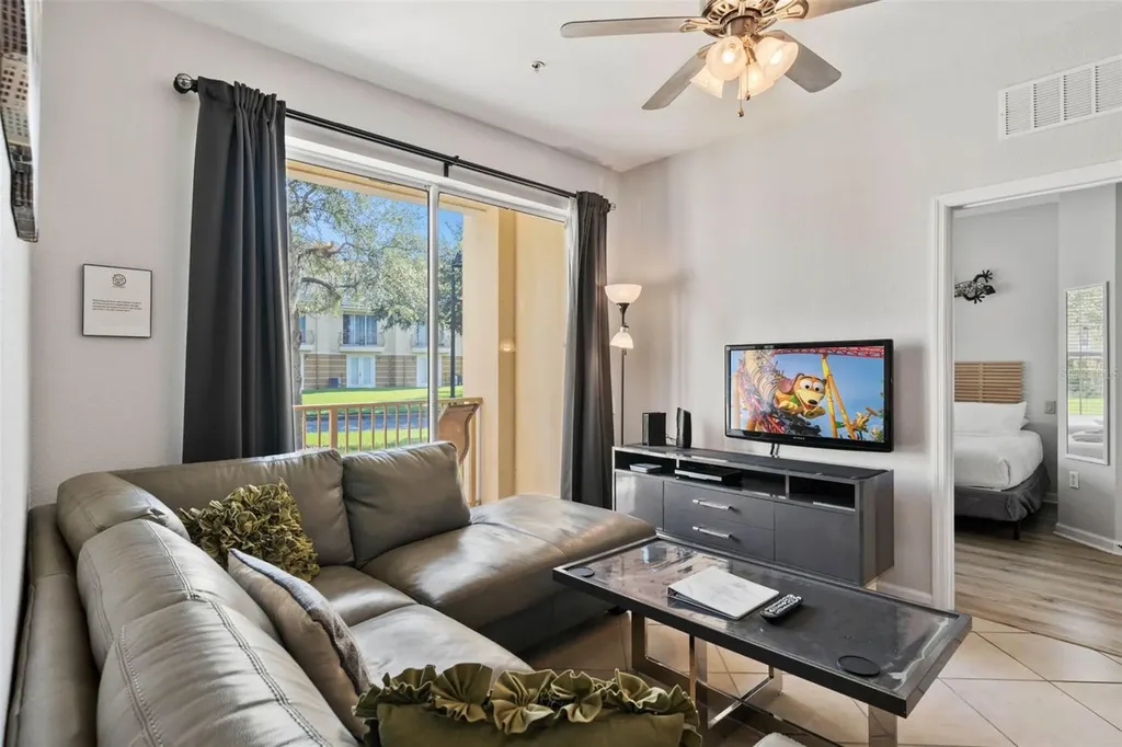 4802 Cayview Avenue Orlando FL 32819