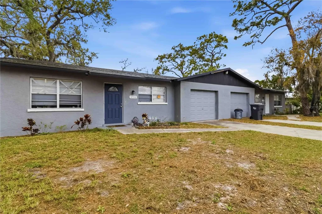 2710 5th Street E Bradenton FL 34208