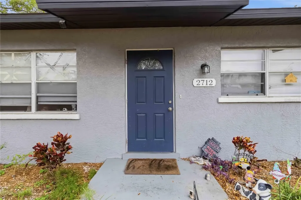 2710 5th Street E Bradenton FL 34208