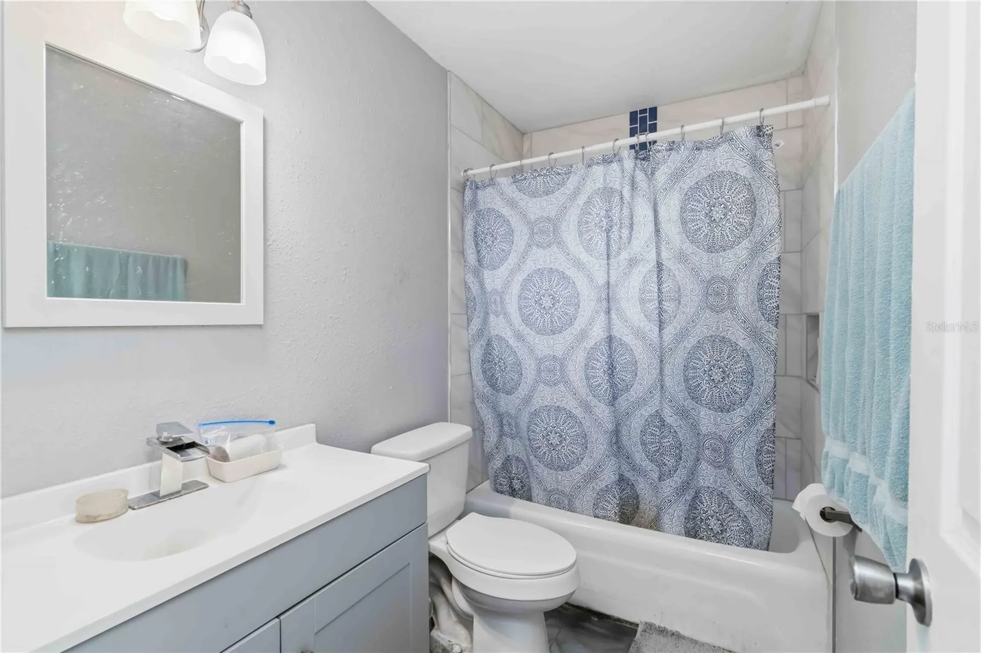 2710 5th Street E Bradenton FL 34208
