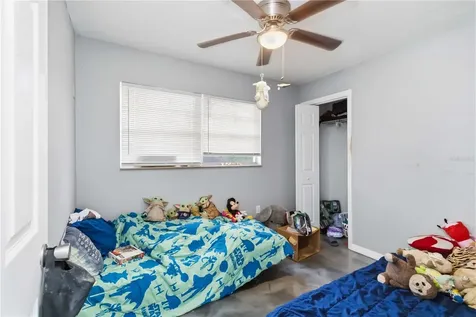 2710 5th Street E Bradenton FL 34208