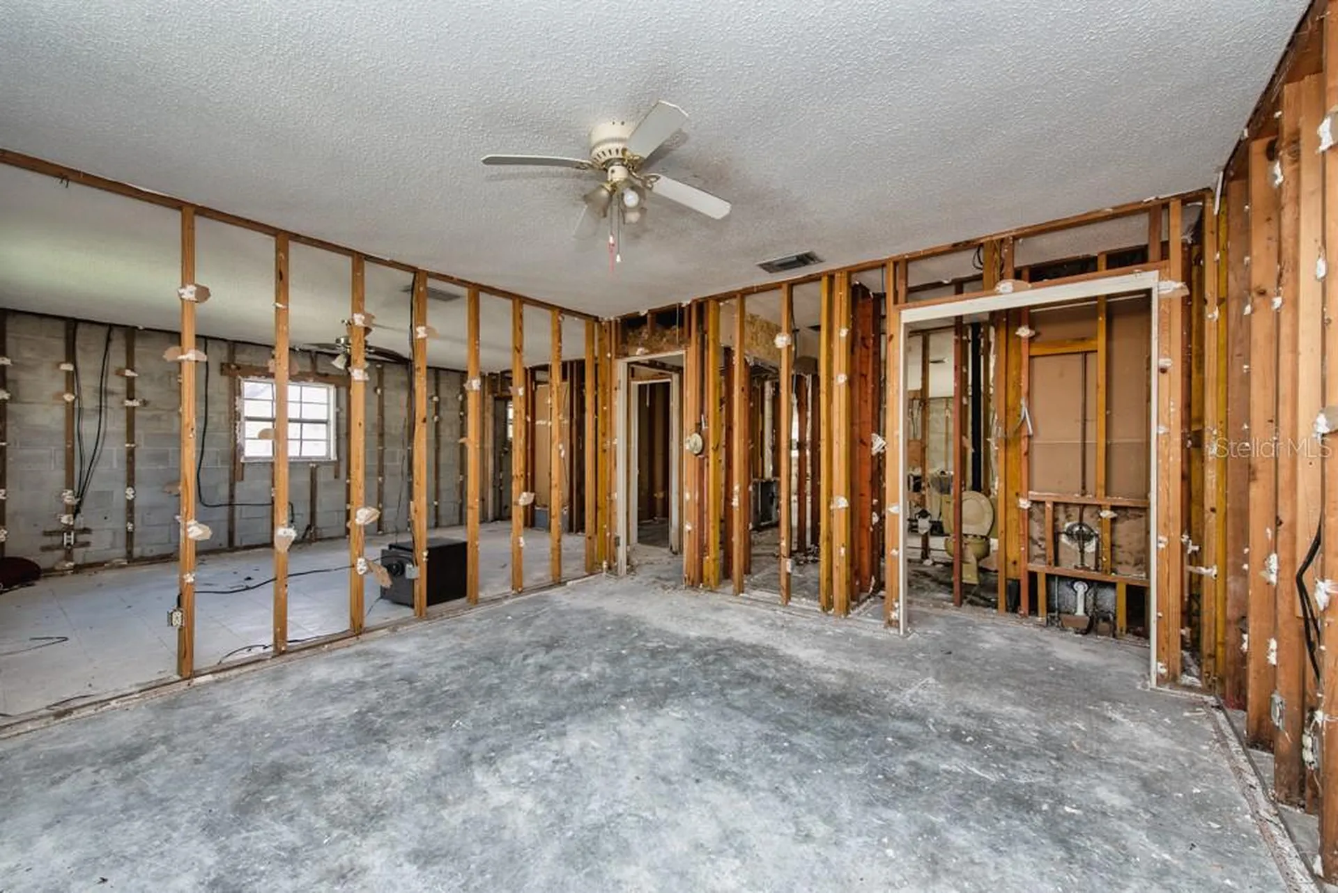 8848 W Millpoint Road Riverview FL 33578
