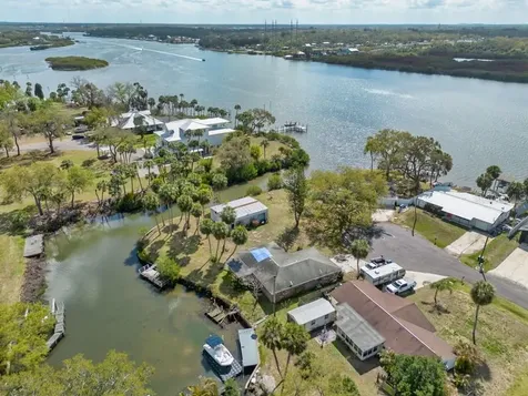 8848 W Millpoint Road Riverview FL 33578