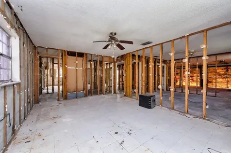 8848 W Millpoint Road Riverview FL 33578