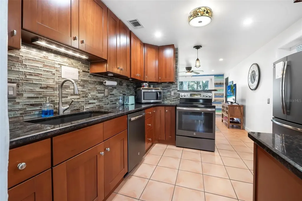 82 Margaret Road Ormond Beach FL 32176