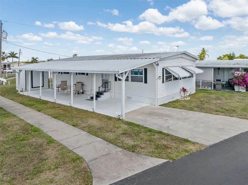 8320 Riverside Drive Punta Gorda FL 33982