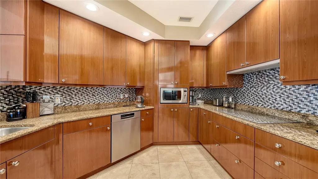 35 Watergate Drive Sarasota FL 34236