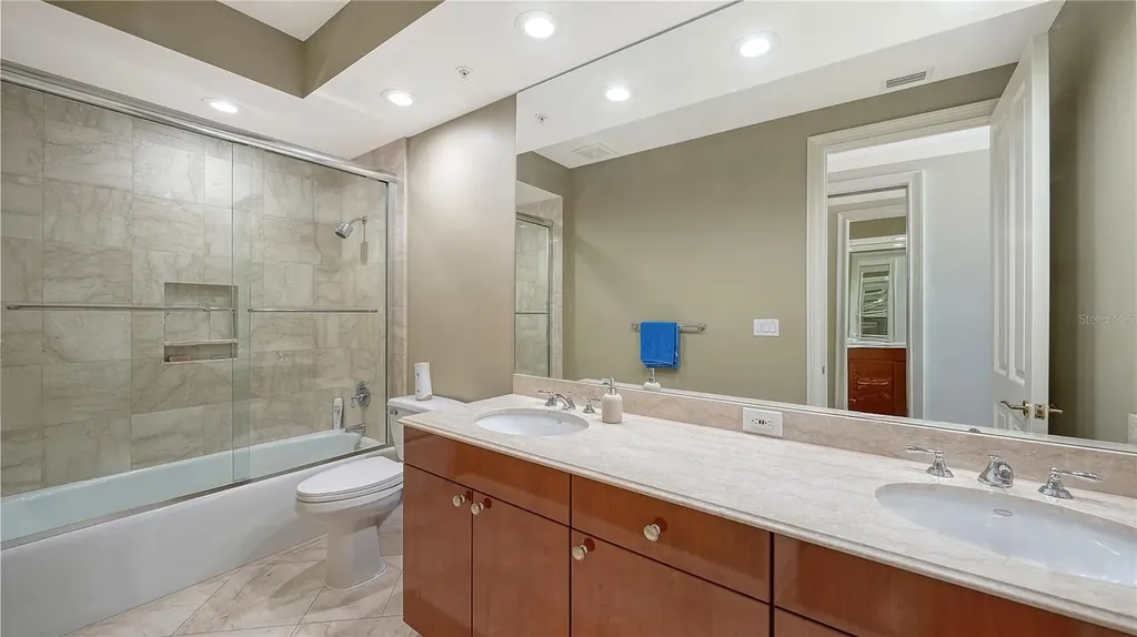35 Watergate Drive Sarasota FL 34236