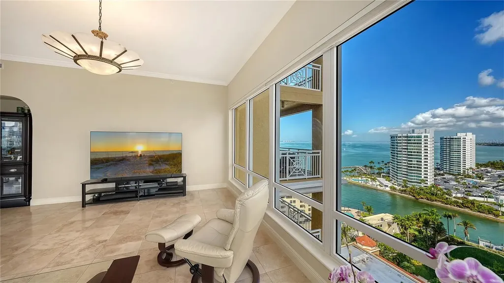 35 Watergate Drive Sarasota FL 34236