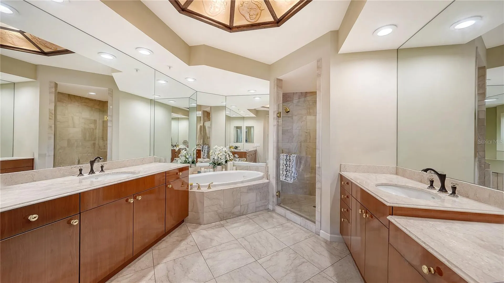 35 Watergate Drive Sarasota FL 34236