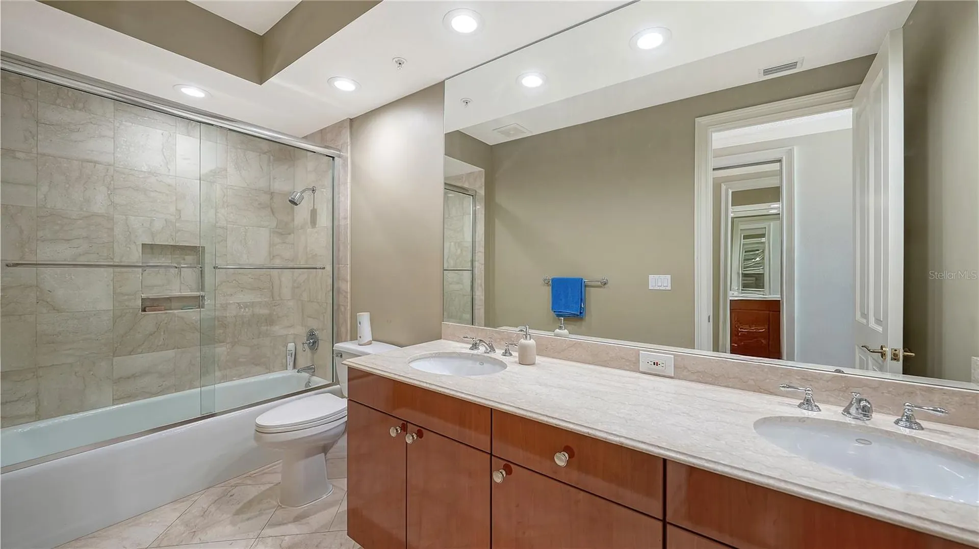 35 Watergate Drive Sarasota FL 34236