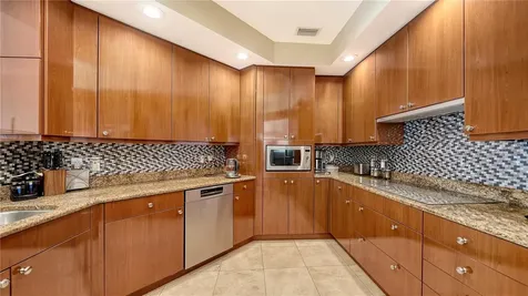35 Watergate Drive Sarasota FL 34236
