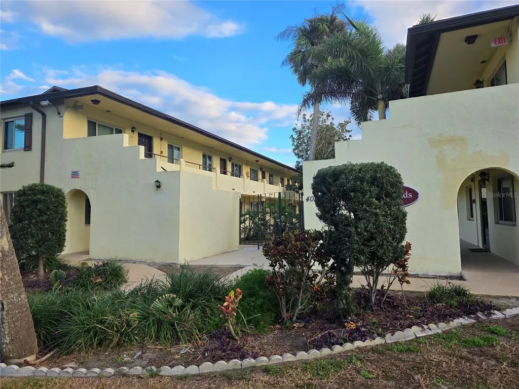 400 Oakridge Boulevard Daytona Beach FL 32118