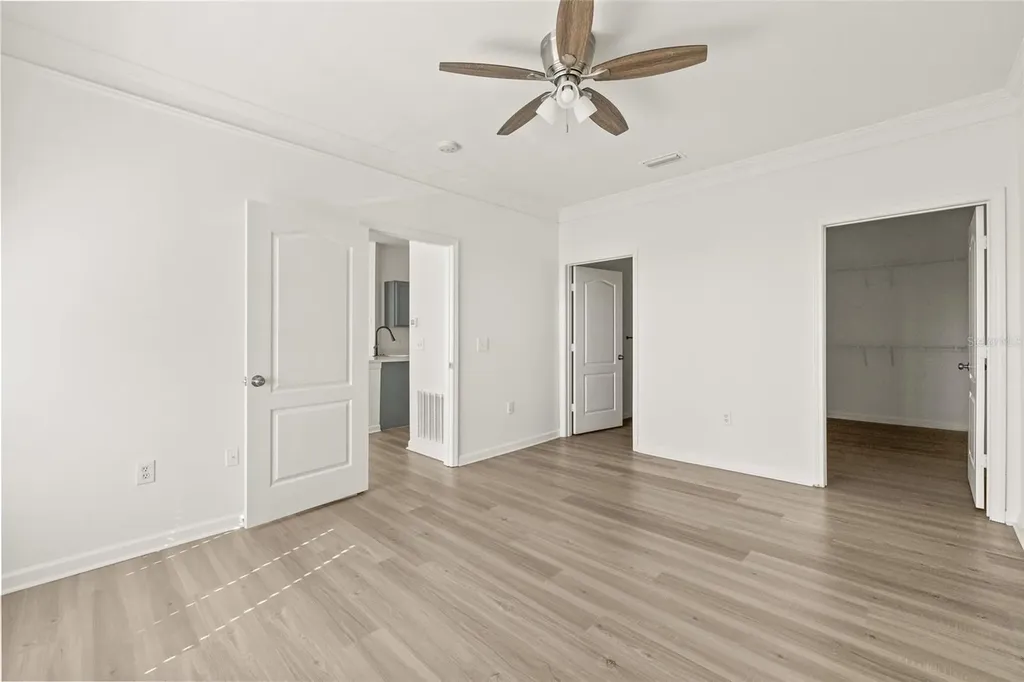 18006 Villa Creek Drive Tampa FL 33647