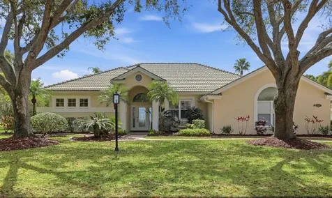 7160 N Serenoa Drive Sarasota FL 34241