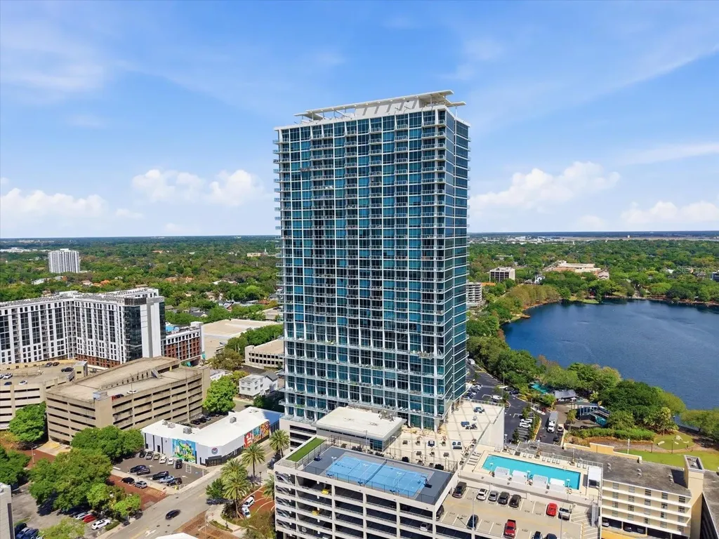 150 E Robinson Street Orlando FL 32801