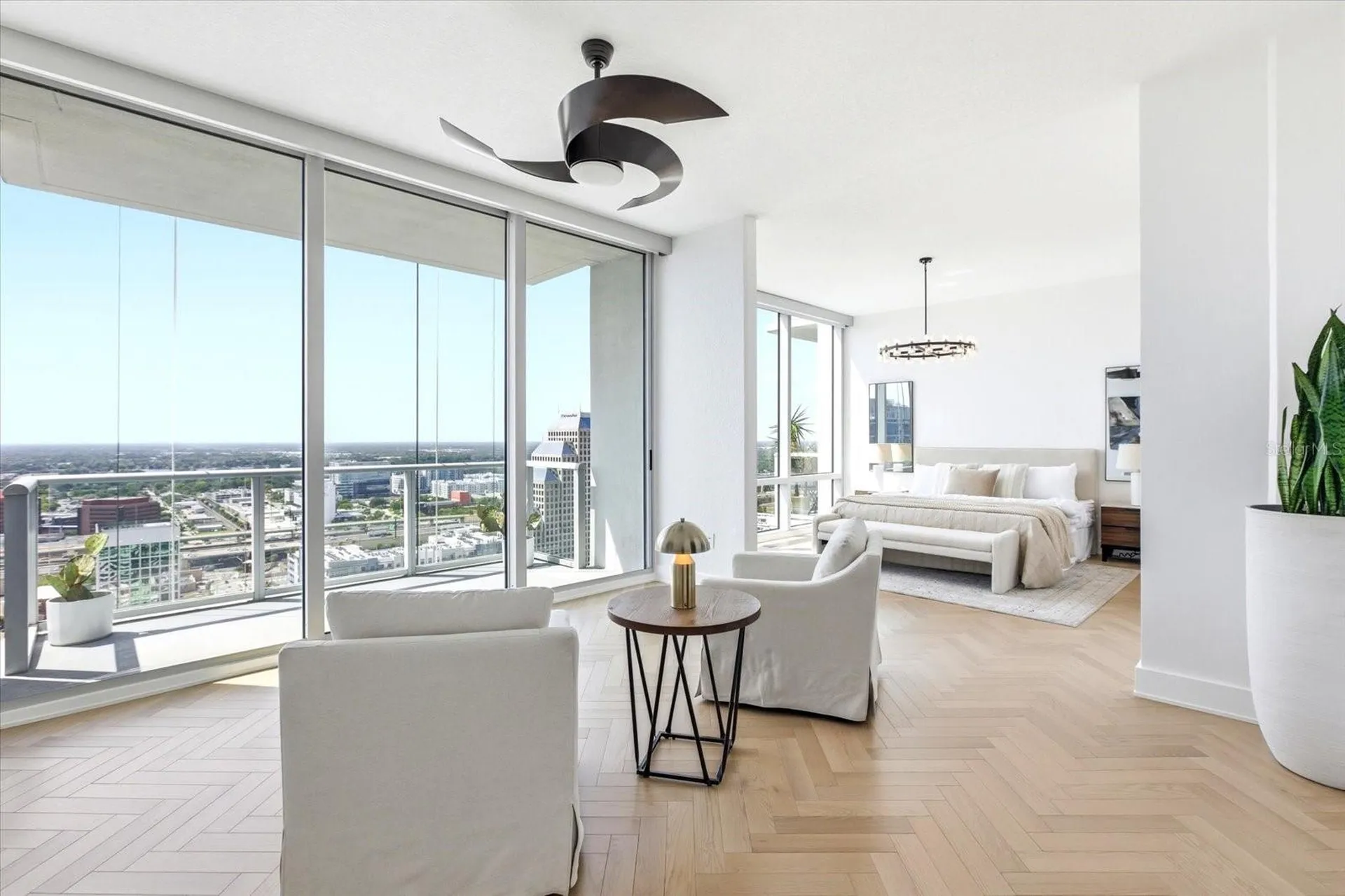 150 E Robinson Street Orlando FL 32801
