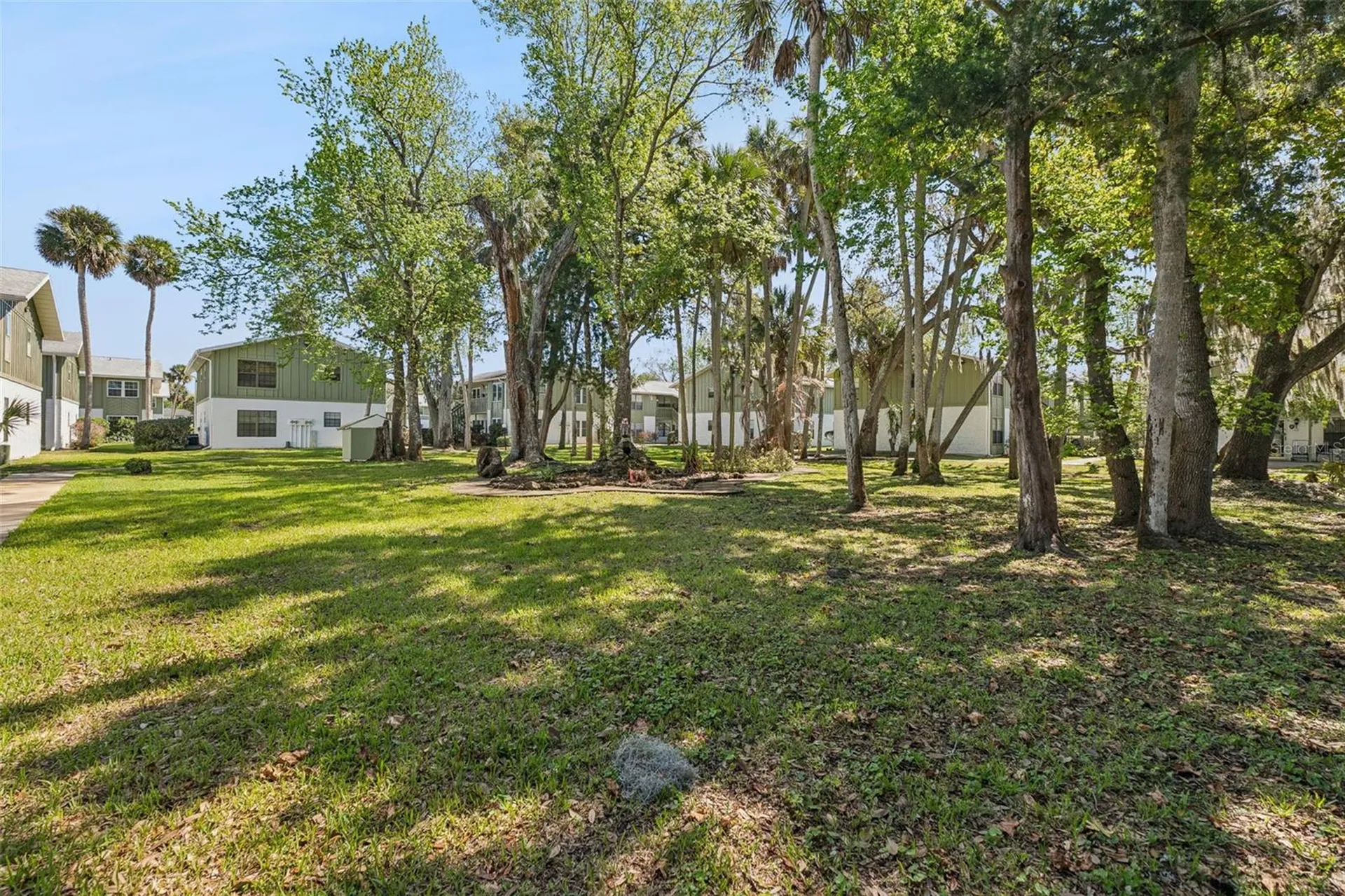 840 Center Avenue Holly Hill FL 32117