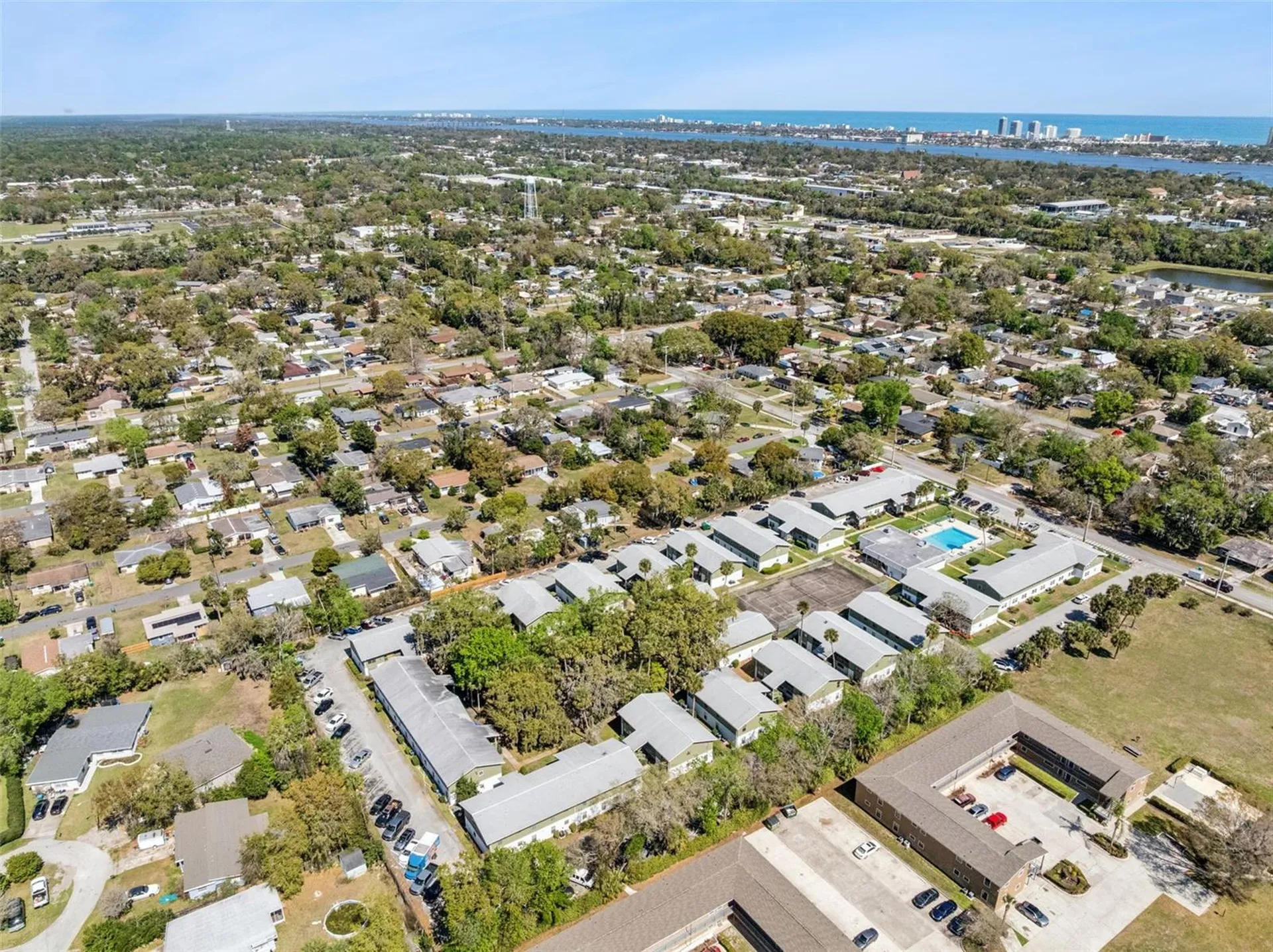 840 Center Avenue Holly Hill FL 32117